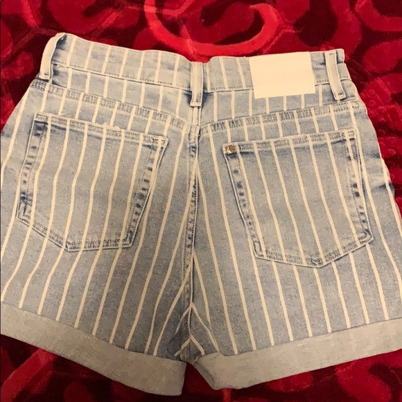 Summer High Waist Jean Short - Picture 3 of 4